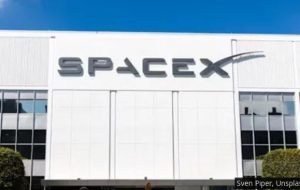 چرا ترامپ احتمالاً هنوز هم نمی‌تونه بی‌خیال ماسک بشه